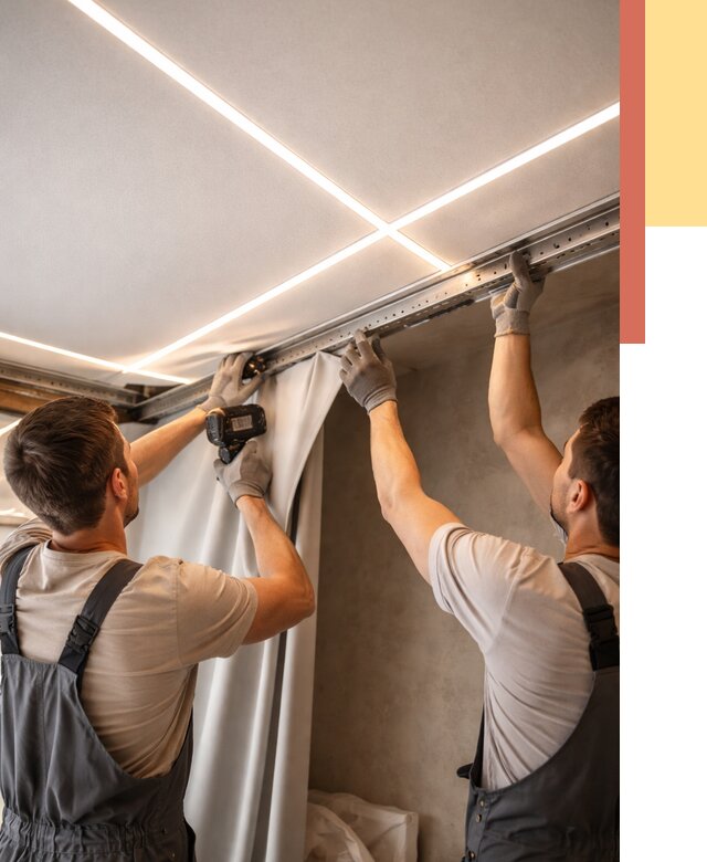 Монтаж натяжного потолка со световыми линиями в Павлово от 1216 руб. | ОТДЕЛОЧНИК-Пвв